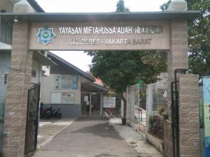 sekolah-menengah-pertama-yamis-jakarta