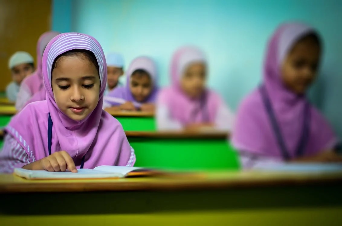 Alasan Penting Menyekolahkan Anak di Pesantren